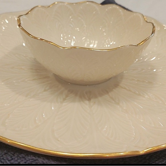 Lenox Chip &  Dip Tray, Serving Dish, 24K, Fine China - Picture 4 of 8